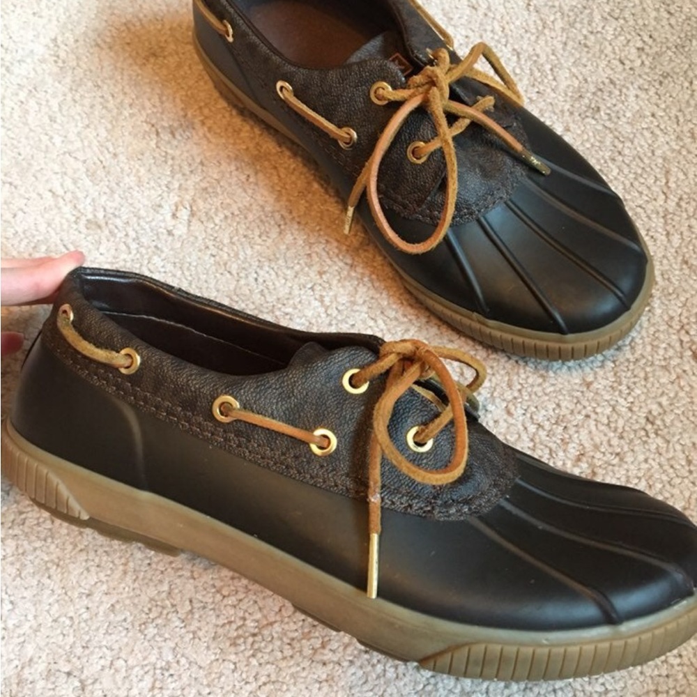 Michael Kors brown monogram ankle duck boots
Women’s size 10